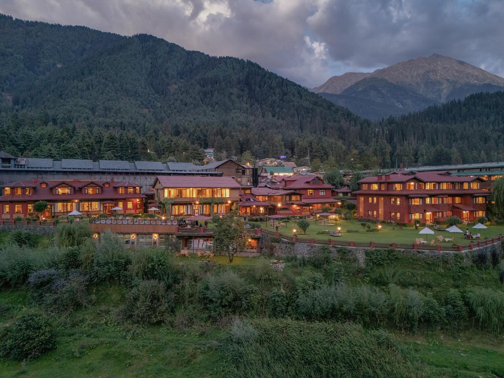 Pahalgam Hotel Exterior foto